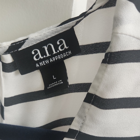 Womens A.N.A Black and White Striped Women's Top Large - Picture 3 of 3